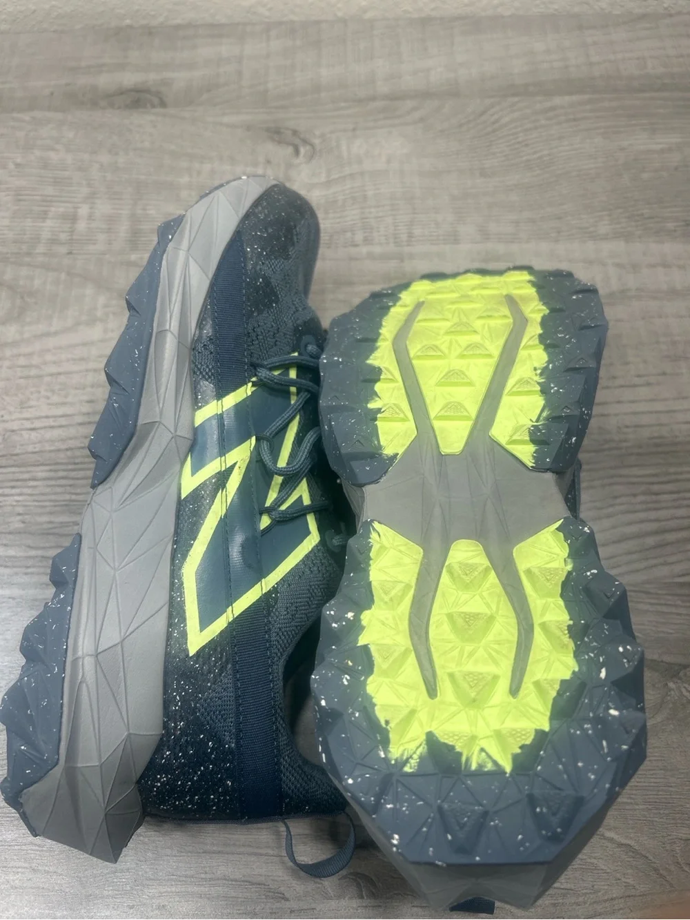 New Balance Shando Trail Running Shoes Navy Lime Green Sneakers Size 9